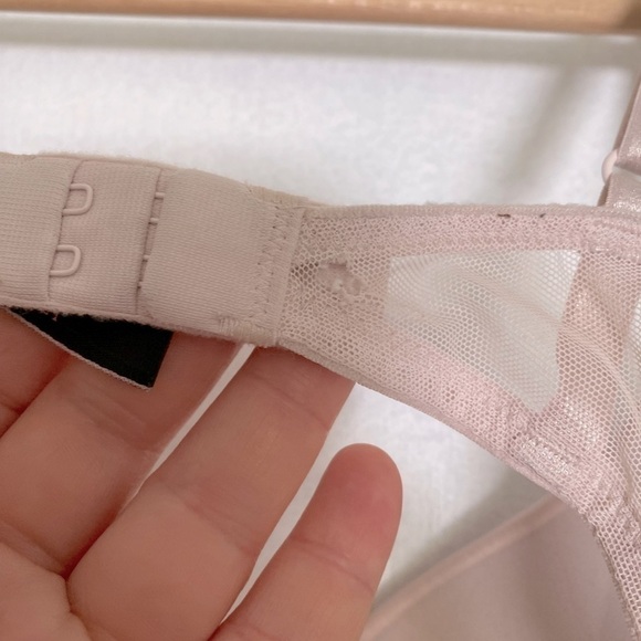 VICTORIA’S SECRET LACE PINK FUZZY PUSH UP PADDED BRA - Picture 8 of 10